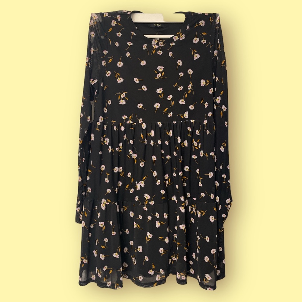 Black Floral Long-sleeve Dress